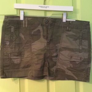 American Eagle camouflage skirt